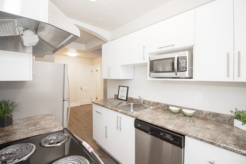 129 Lenore Apartment, 129 Lenore Street, Winnipeg, MB RentCafe